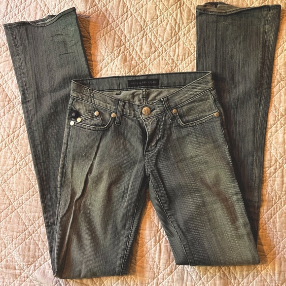 Rock & Republic sexy low rise jeans 🎸🎸🎸 - Picture 5 of 9